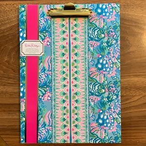 BRAND NEW Lilly Clipboard Folio